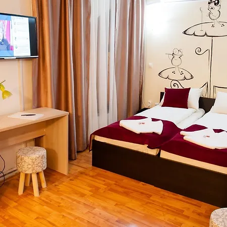The Bulevard Szálloda 2*