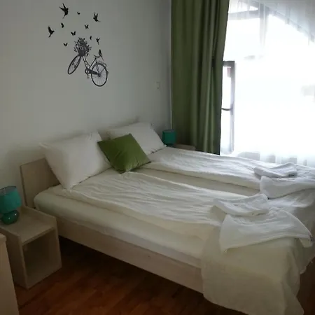 The Bulevard Hotel